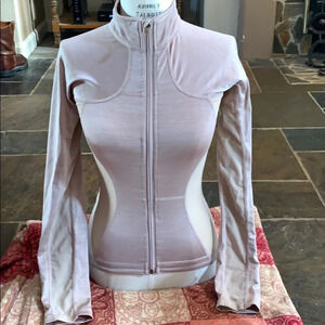 Lululemon catch me air jacket (RARE)